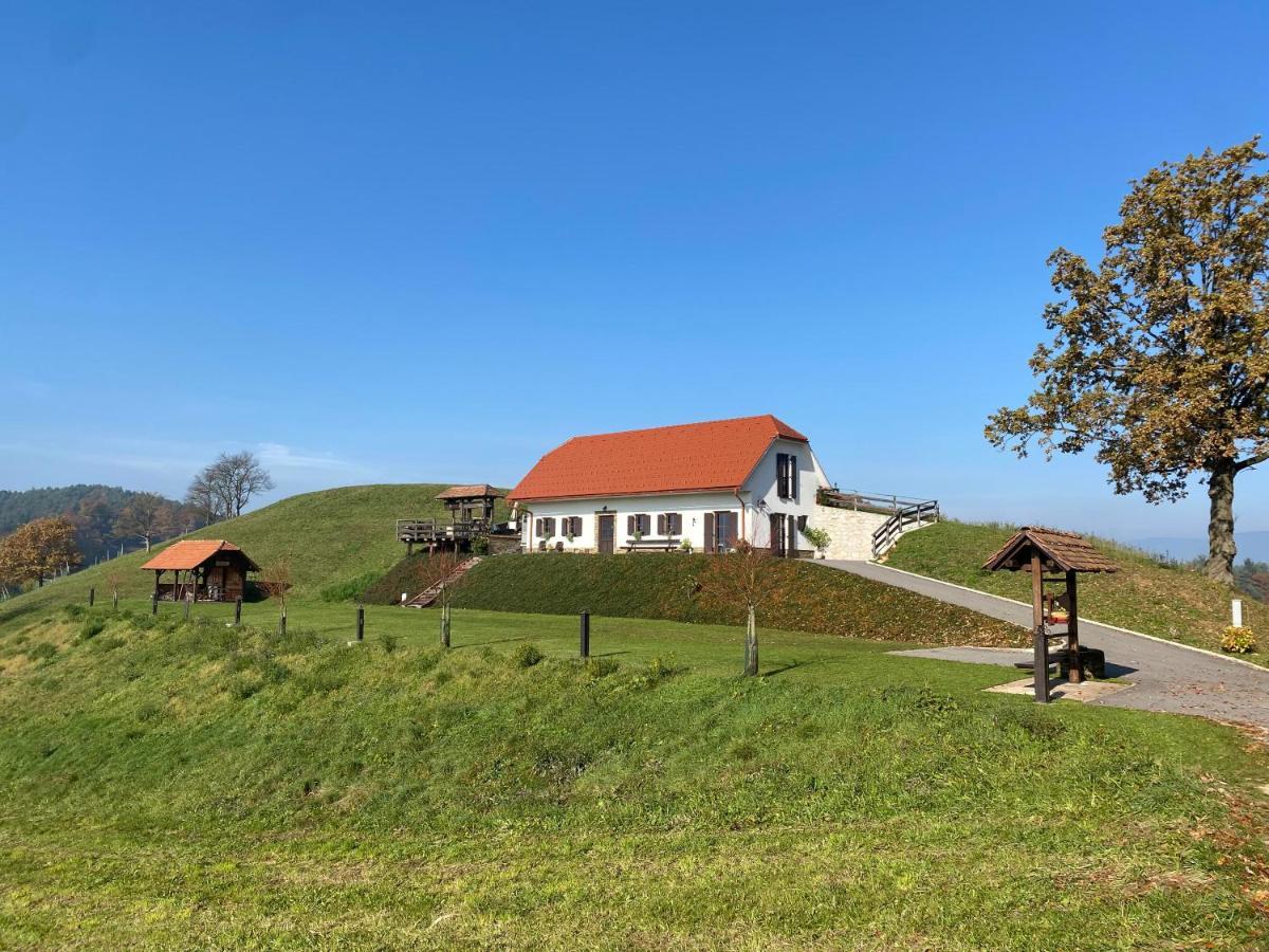 Store Tourist Farm Artisek 빌라 외부 사진